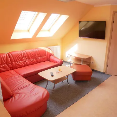 Biantali Haus Jana דירה