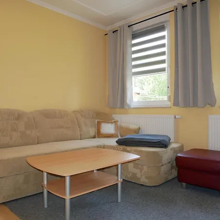 Biantali Haus Jana טראסנהיידה