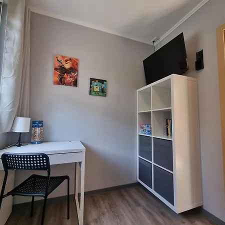 Biantali Haus Jana *